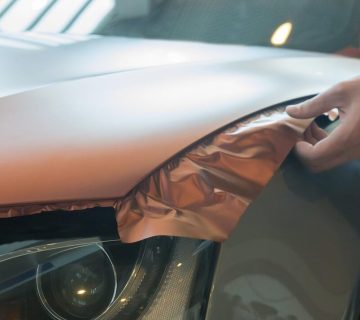 عوامل کاهش عمر کاور بدنه و روش‌ های پیشگیری - کاور بدنه خودرو در اصفهان